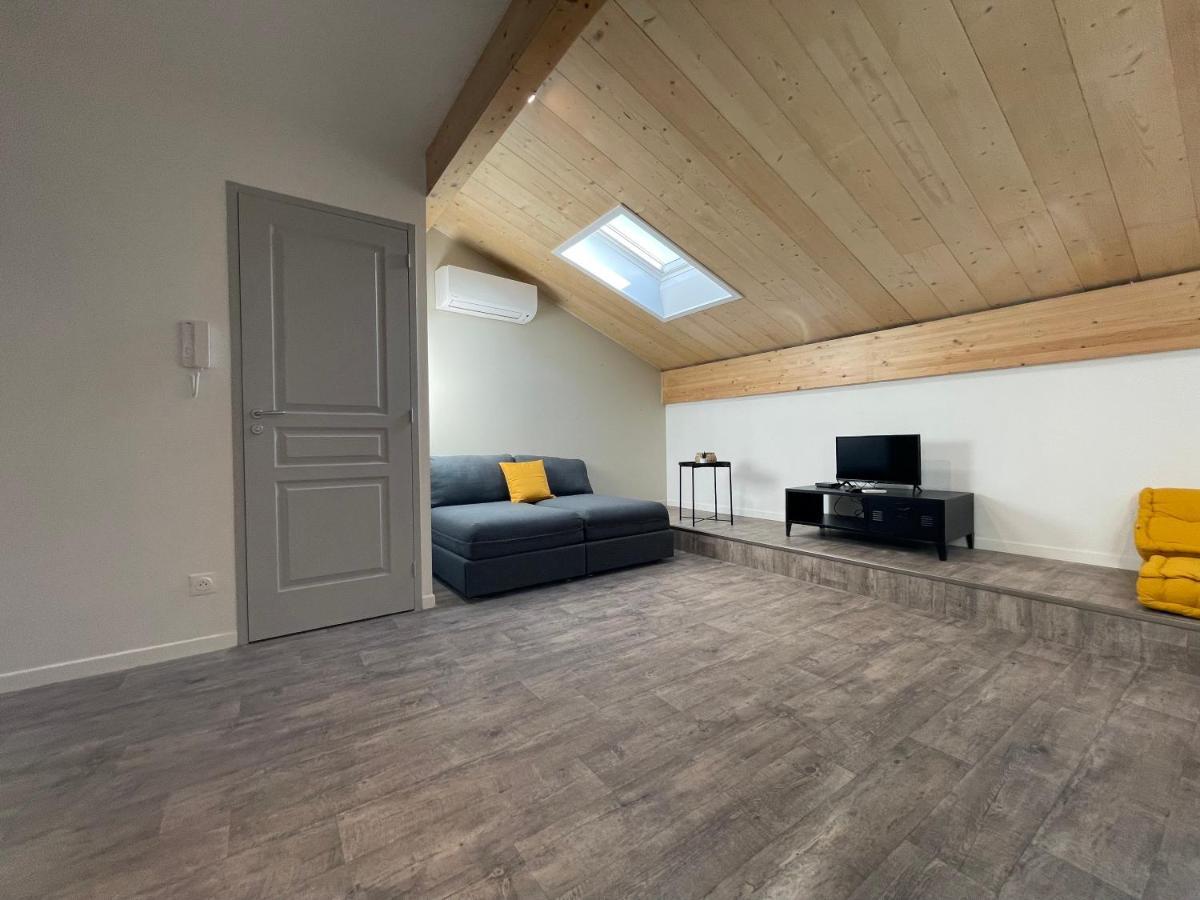Superbes Studios De Charme, Lumineux Et Climatises En Plein Centre บอร์โด ภายนอก รูปภาพ