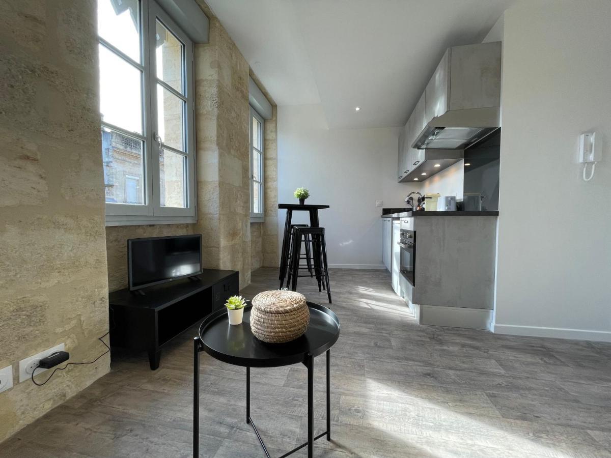 Superbes Studios De Charme, Lumineux Et Climatises En Plein Centre บอร์โด ภายนอก รูปภาพ